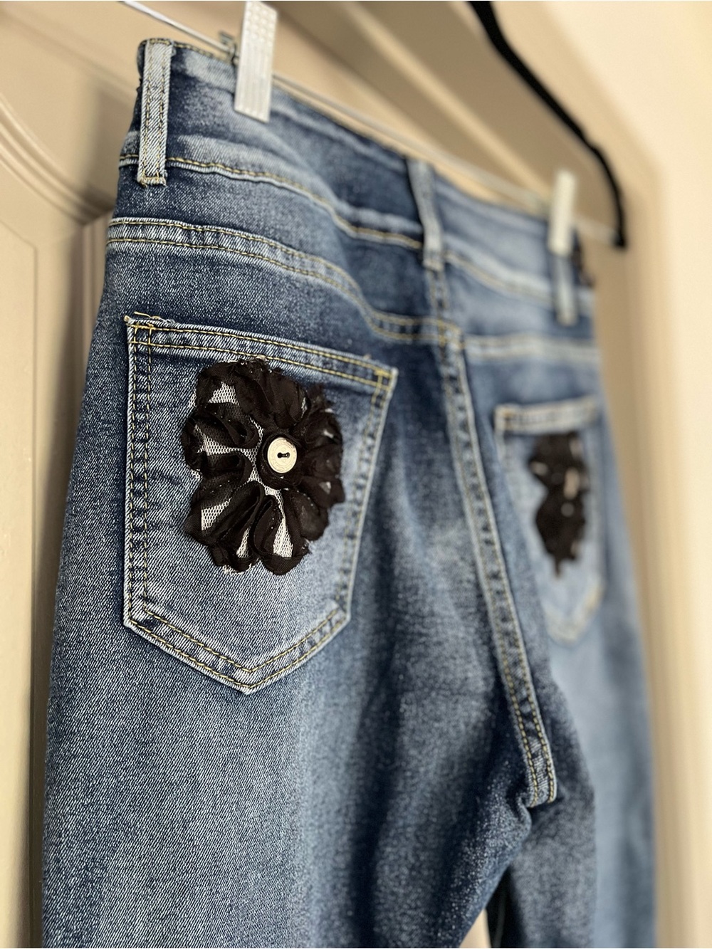 OOAK Romantic Boho Floral Appliqué Flare Jeans Lisa Skeels Original Small - Picture 7 of 8